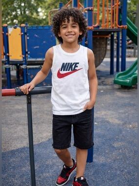 NWT Nike KIDS White Tank Top SZ L